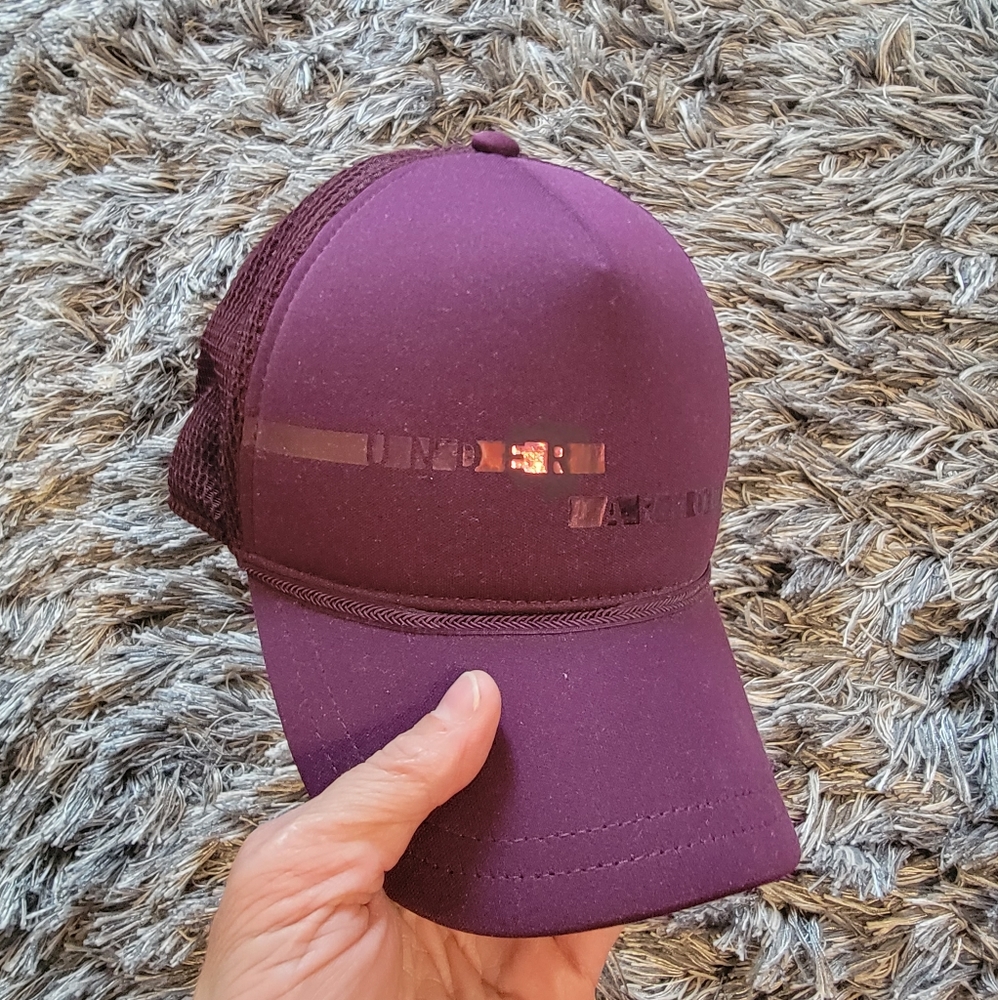 Under Armour hat